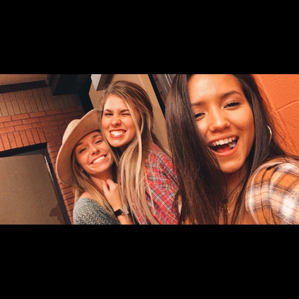 Hi! I’m Scotti Cameron!!